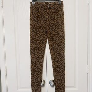 American Eagle  Next Level Stretch Leopard Super Hi Rise Jegging Size 2 Regular